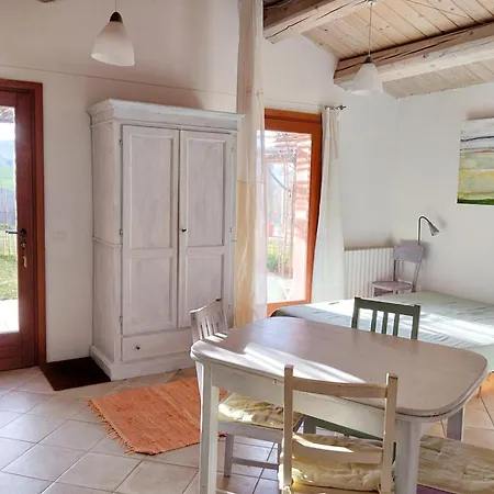 Vakantiehuis La Luna Nell'orto-casa Ecologica E Agricoltura Biodinamica *