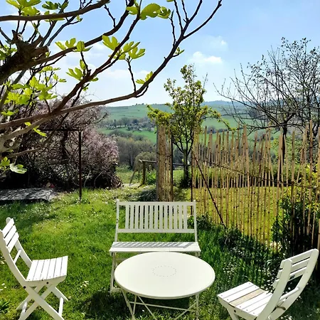 La Luna Nell'orto-casa Ecologica E Agricoltura Biodinamica Vakantiehuis *